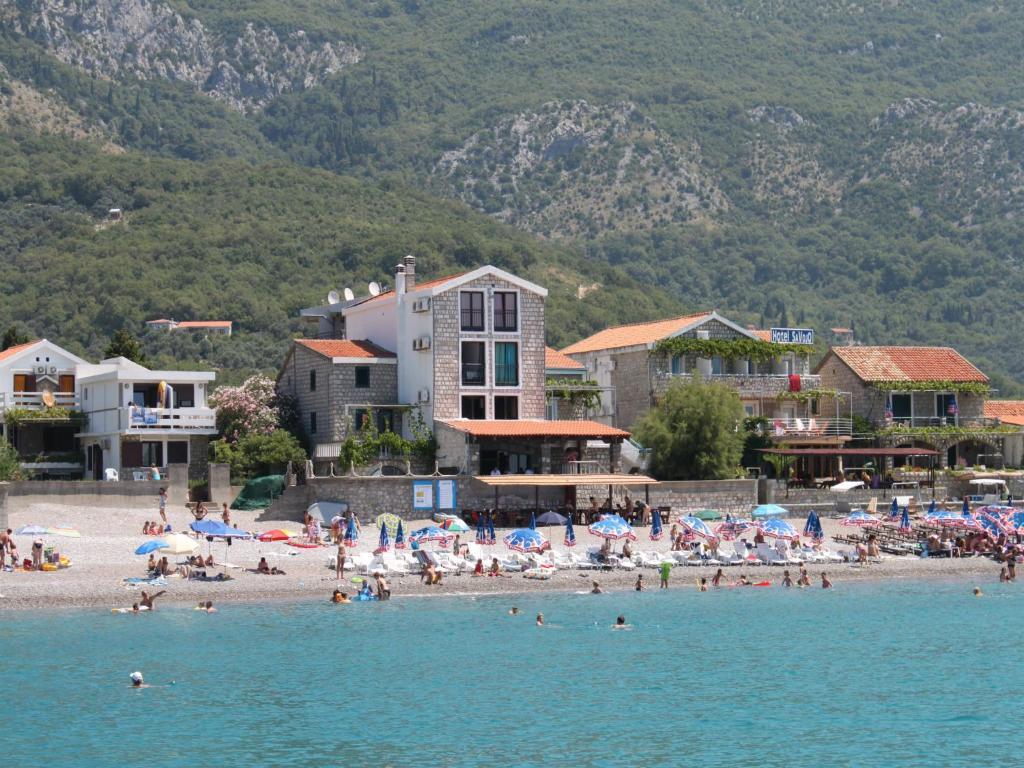 Apartments Galija Petrovac المظهر الخارجي الصورة