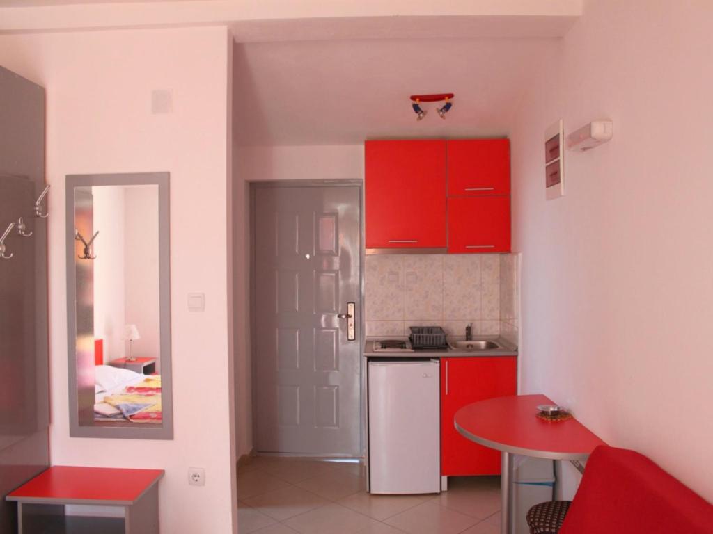 Apartments Galija Petrovac الغرفة الصورة