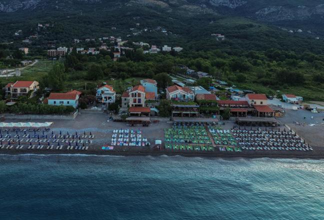 Apartments Galija Petrovac المظهر الخارجي الصورة