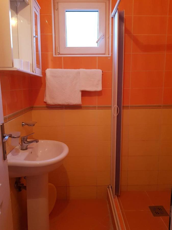 Apartments Galija Petrovac المظهر الخارجي الصورة