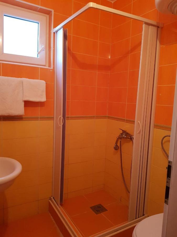 Apartments Galija Petrovac المظهر الخارجي الصورة