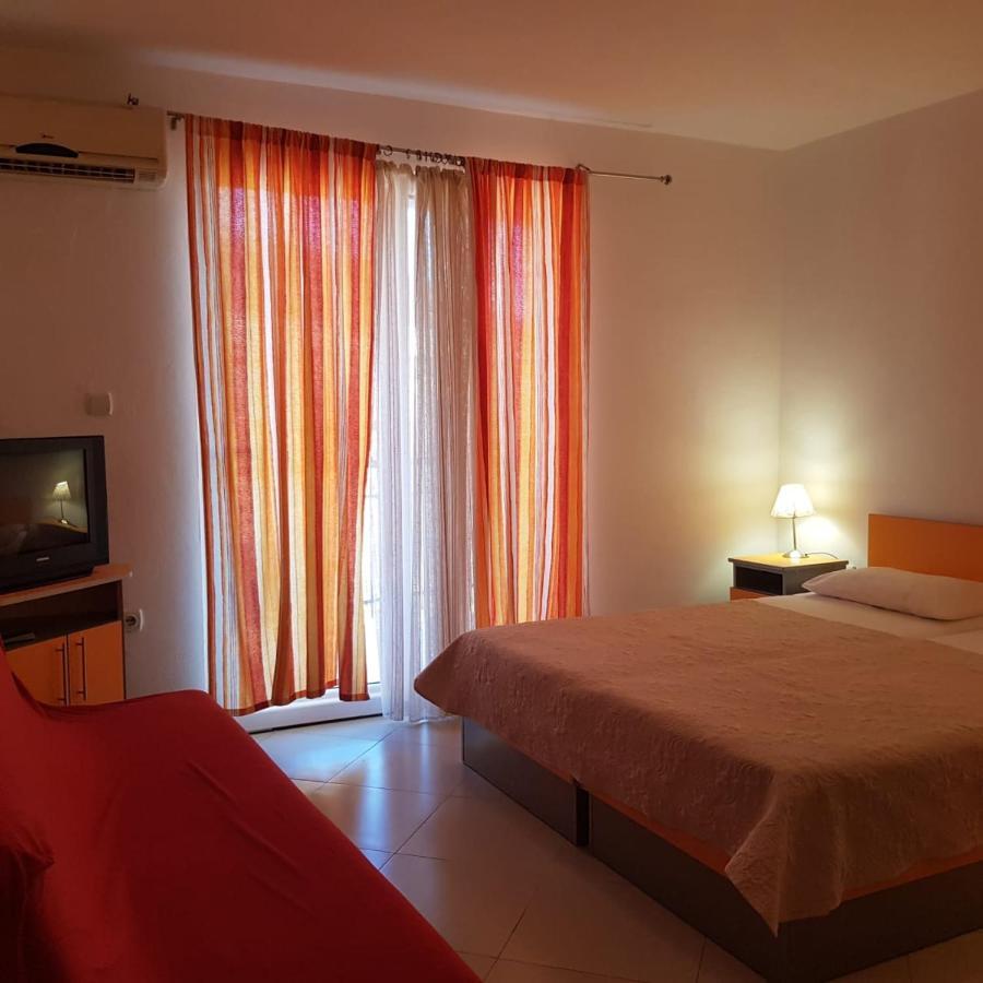 Apartments Galija Petrovac المظهر الخارجي الصورة